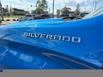 2023 Chevrolet Silverado 1500 thumb4