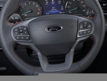 2024 Ford Explorer thumb10