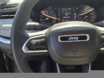 2022 Jeep Compass thumb12