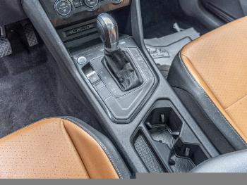 2018 Volkswagen Tiguan thumb6