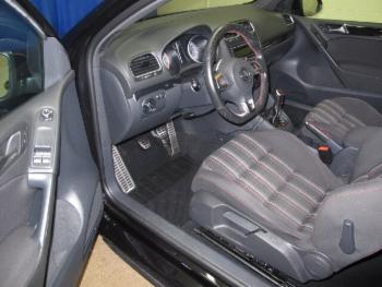 2012 Volkswagen GTI thumb12