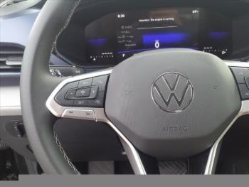 2024 Volkswagen Taos thumb11