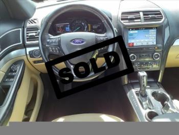 2017 Ford Explorer thumb21