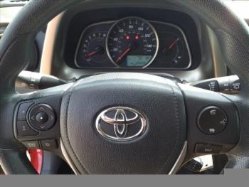 2015 Toyota RAV4 thumb0
