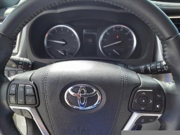 2019 Toyota Highlander thumb5