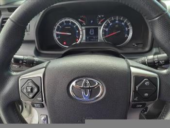2018 Toyota 4Runner thumb4