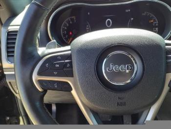 2016 Jeep Grand Cherokee thumb9