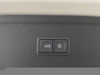 2023 Audi Q5 thumb8