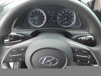 2023 Hyundai Sonata thumb4