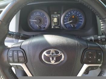 2020 Toyota Sienna thumb5