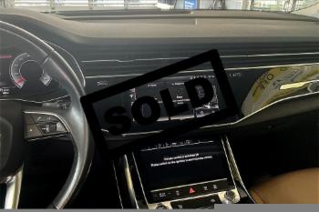 2021 Audi Q7 thumb17