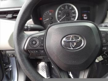 2020 Toyota Corolla thumb10
