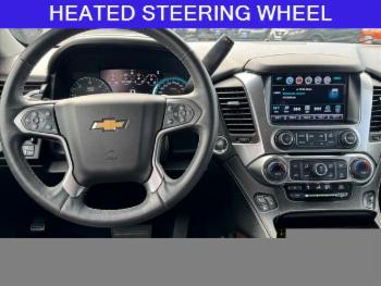 2017 Chevrolet Suburban thumb21