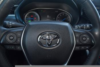 2021 Toyota Venza thumb6