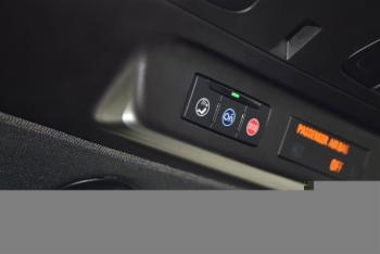 2022 Chevrolet Camaro thumb3