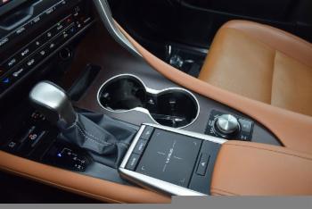 2021 Lexus RX thumb1