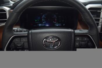 2023 Toyota Tundra thumb8