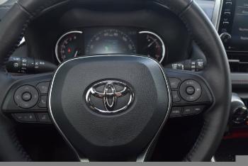 2022 Toyota RAV4 thumb2