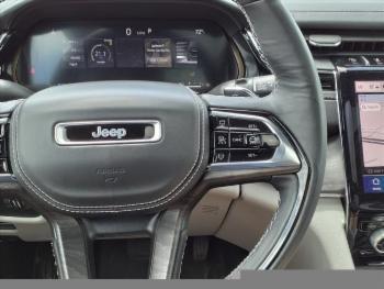 2023 Jeep Grand Cherokee thumb8