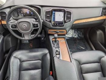 2021 Volvo XC90 thumb3