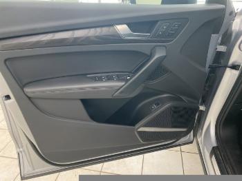 2020 Audi Q5 thumb4