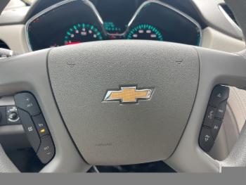 2017 Chevrolet Traverse thumb14