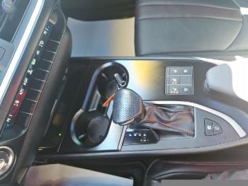 2023 Lexus UX thumb4
