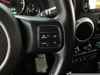 2017 Jeep Wrangler thumb9