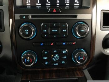 2016 Ford Expedition thumb2