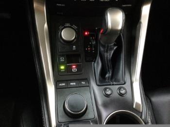 2017 Lexus NX thumb2