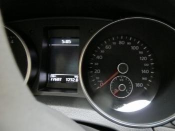 2010 Volkswagen GTI thumb0