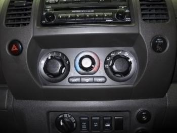 2008 Nissan Xterra thumb0