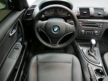 2010 BMW 128i thumb2