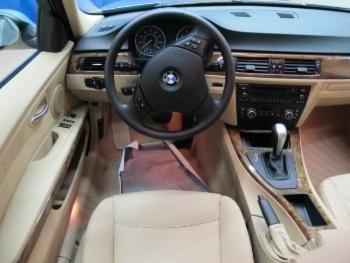 2008 BMW 328i thumb23