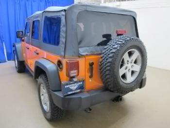 2012 Jeep Wrangler Unlimited thumb17