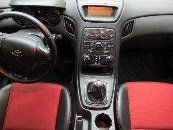 2012 Hyundai Genesis Coupe thumb4