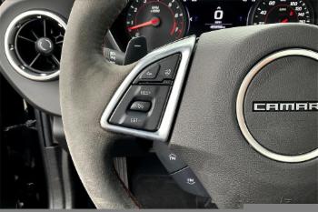 2022 Chevrolet Camaro thumb3