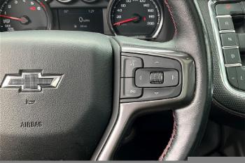 2021 Chevrolet Tahoe thumb3