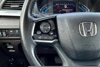 2020 Honda Odyssey thumb3