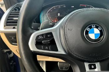 2021 BMW X4 thumb2