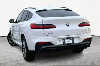 2021 BMW X4 thumb3
