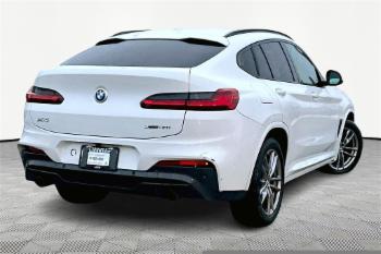 2021 BMW X4 thumb1