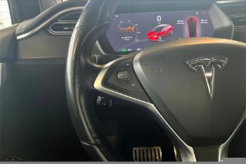 2017 Tesla Model X thumb3