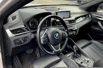 2022 BMW X2 thumb9