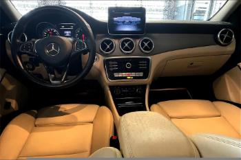 2019 Mercedes-Benz GLA thumb9